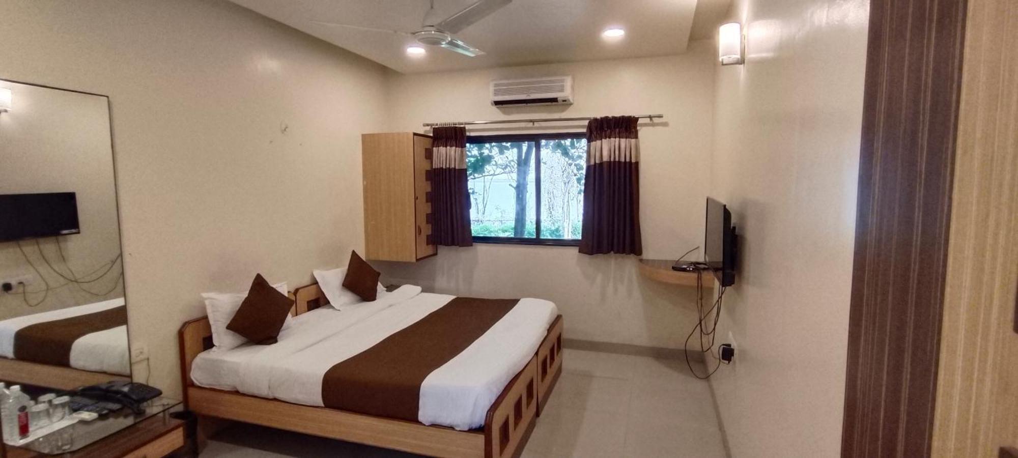 Aquarius Resort Gorhe Khurd Екстер'єр фото